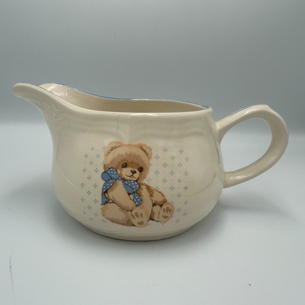 Vintage Tienshan Stoneware Country Bear Cottage Gravy Boat Pitcher Granny 80s